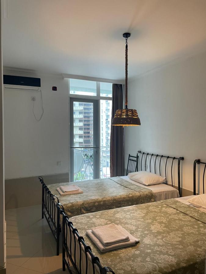 Cozy Apartment In The Center Of Batumi Esterno foto