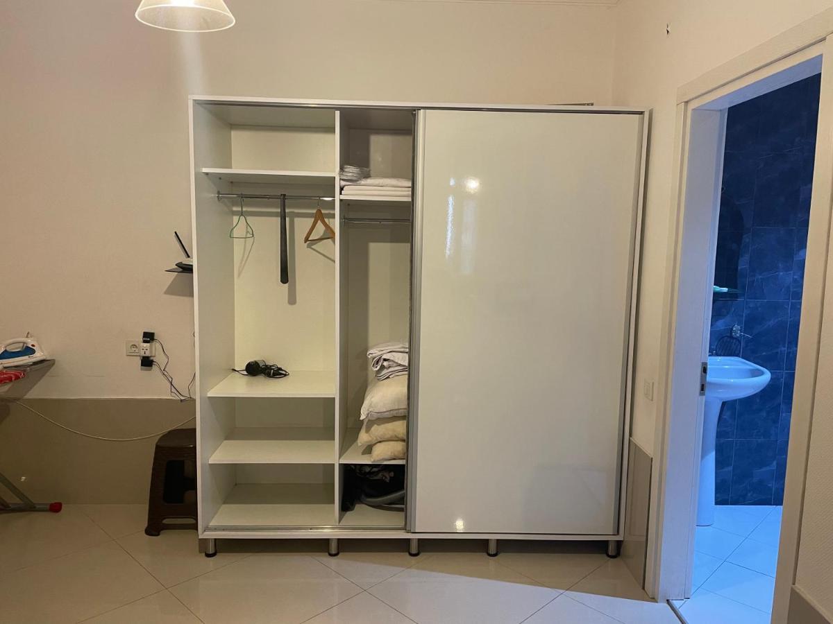 Cozy Apartment In The Center Of Batumi Esterno foto